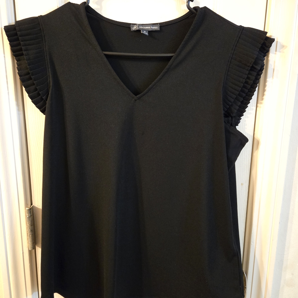 Adrianna Papell Black V-Neck Pleated Sleeve Tank